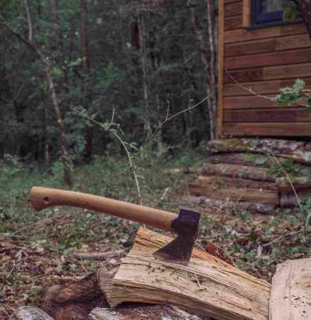 Comment construire une cabane dans les bois ? 